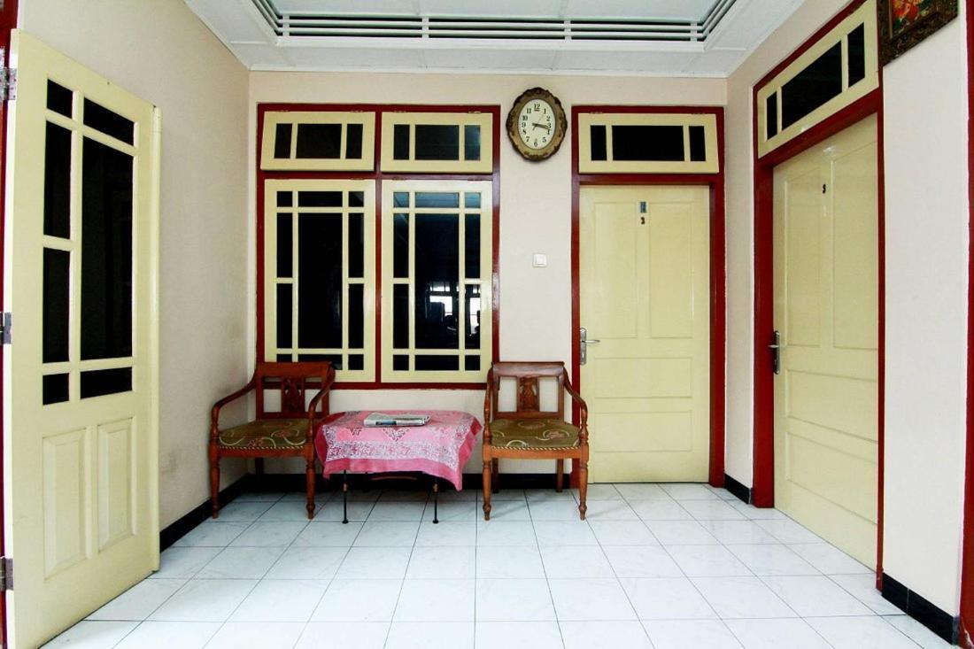 D Martin Malioboro Hotel Mitra Reddoorz * Yogyakarta